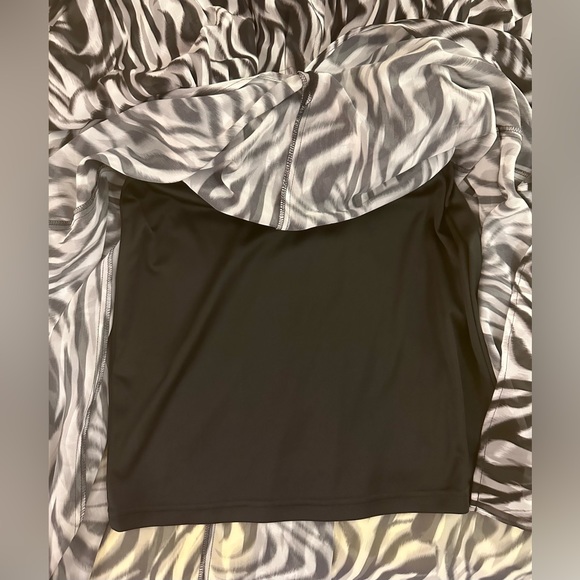 XS Zebra Print Jennifer Lopez Maxi Dress. - Picture 7 of 11